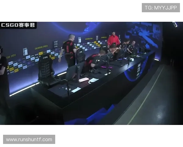 EDG在CSGO比赛中耐力争议引发热议球迷观点各异 EDG在CSGO比赛中耐力争议引发热议球迷观点各异