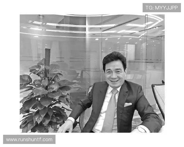 与杨伟对话探索他的攀岩生涯与心路历程