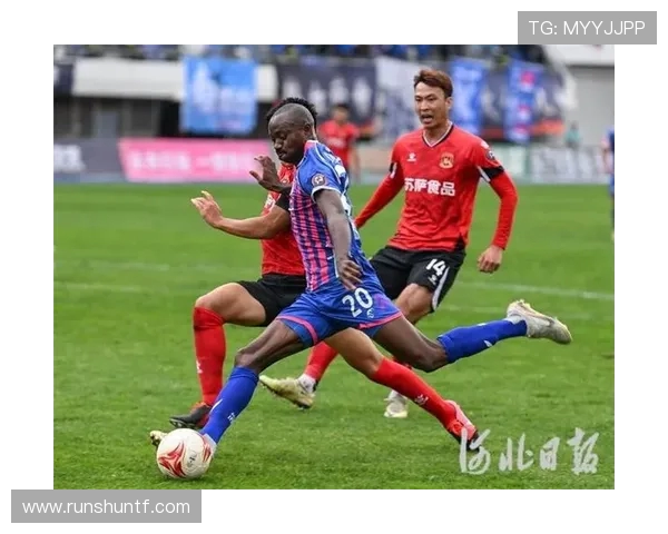 中甲联赛精彩对决辽宁队迎战石家庄队全力争胜