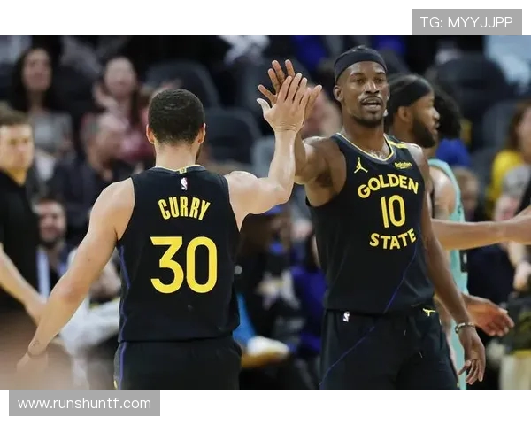 库里在加时赛中展现绝佳表现助勇士逆转开拓者精彩瞬间回顾