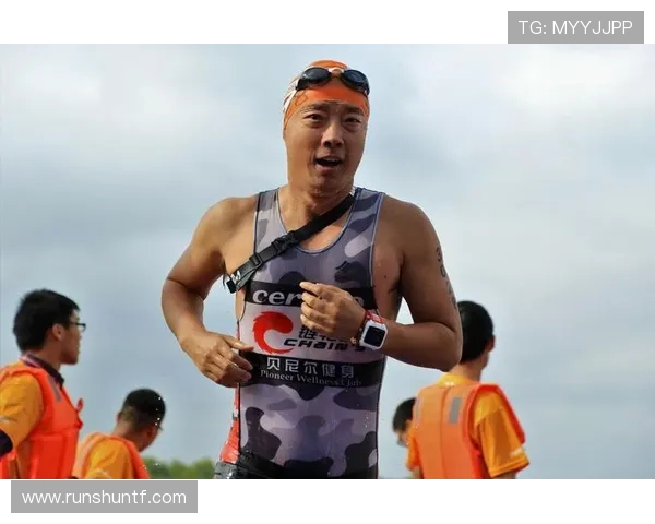 成都足球队在钻石联赛中的逆袭之旅与辉煌成就全景回顾