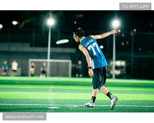 飞盘竞技新视角：深入剖析杭州飞盘队员的个人能力与团队协作