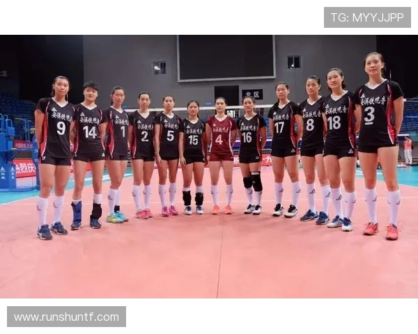 南京排球队与北京排球队的较量分析与战术反思