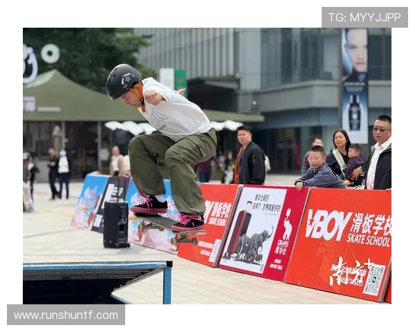 南京滑板队在滑板节奏排行榜中荣获第四名展现出色实力与风采