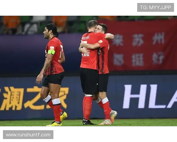 广州飞盘队在极限运动联赛中以94分稳居积分榜首位